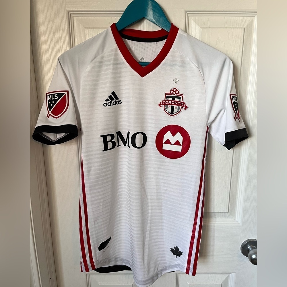Toronto FC Soccer Jersey 2018 Season Adidas Size XS or Youth EUC - Picture 3 of 8